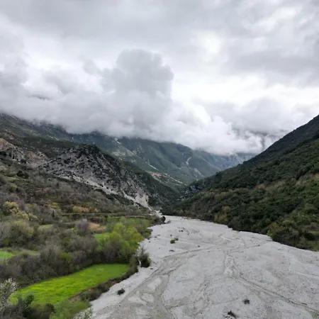 Шале Village *
